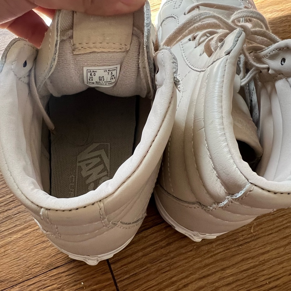 Vans Of The Wall